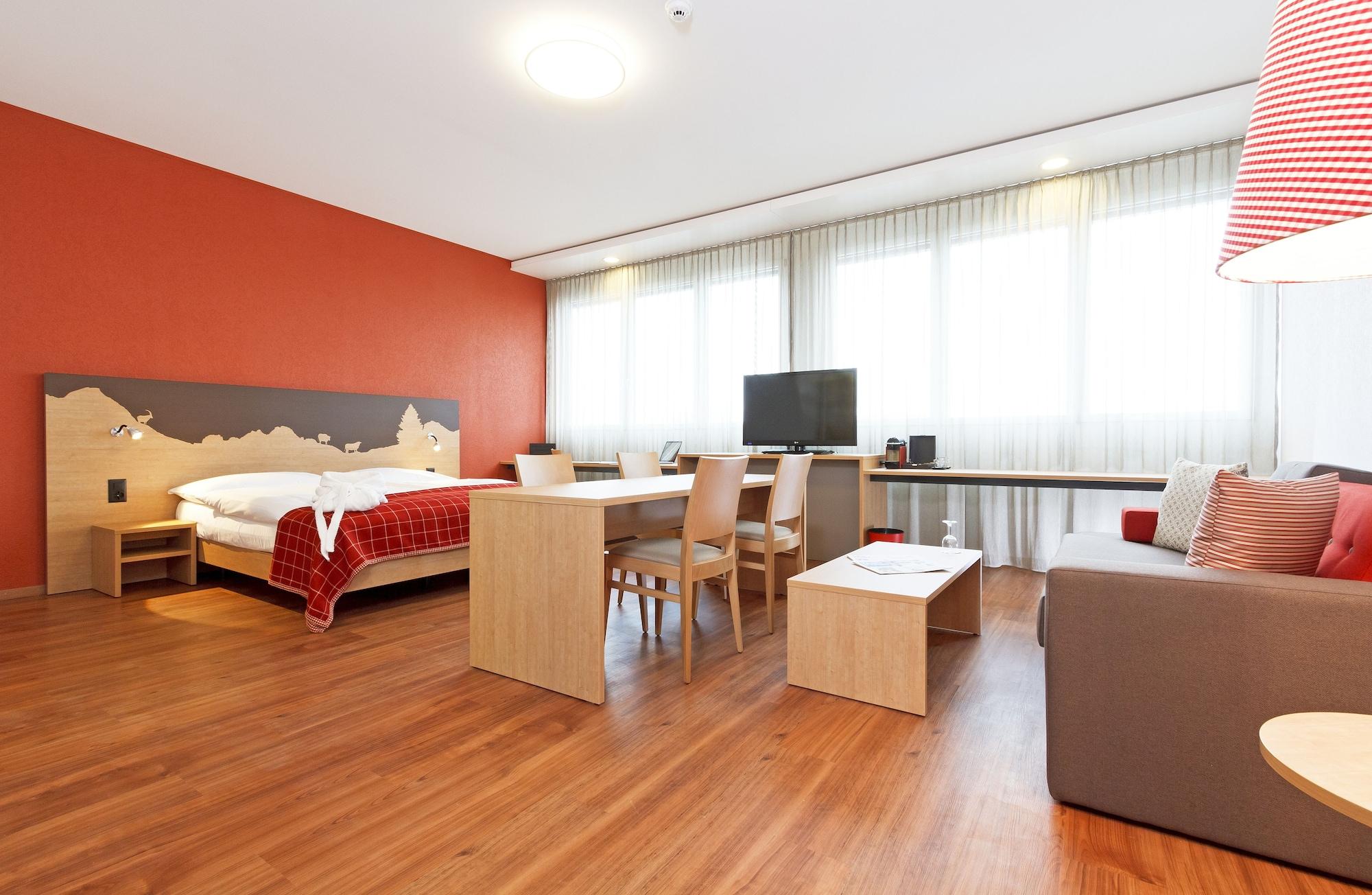 Swissever Hotel Zug Steinhausen Exteriér fotografie