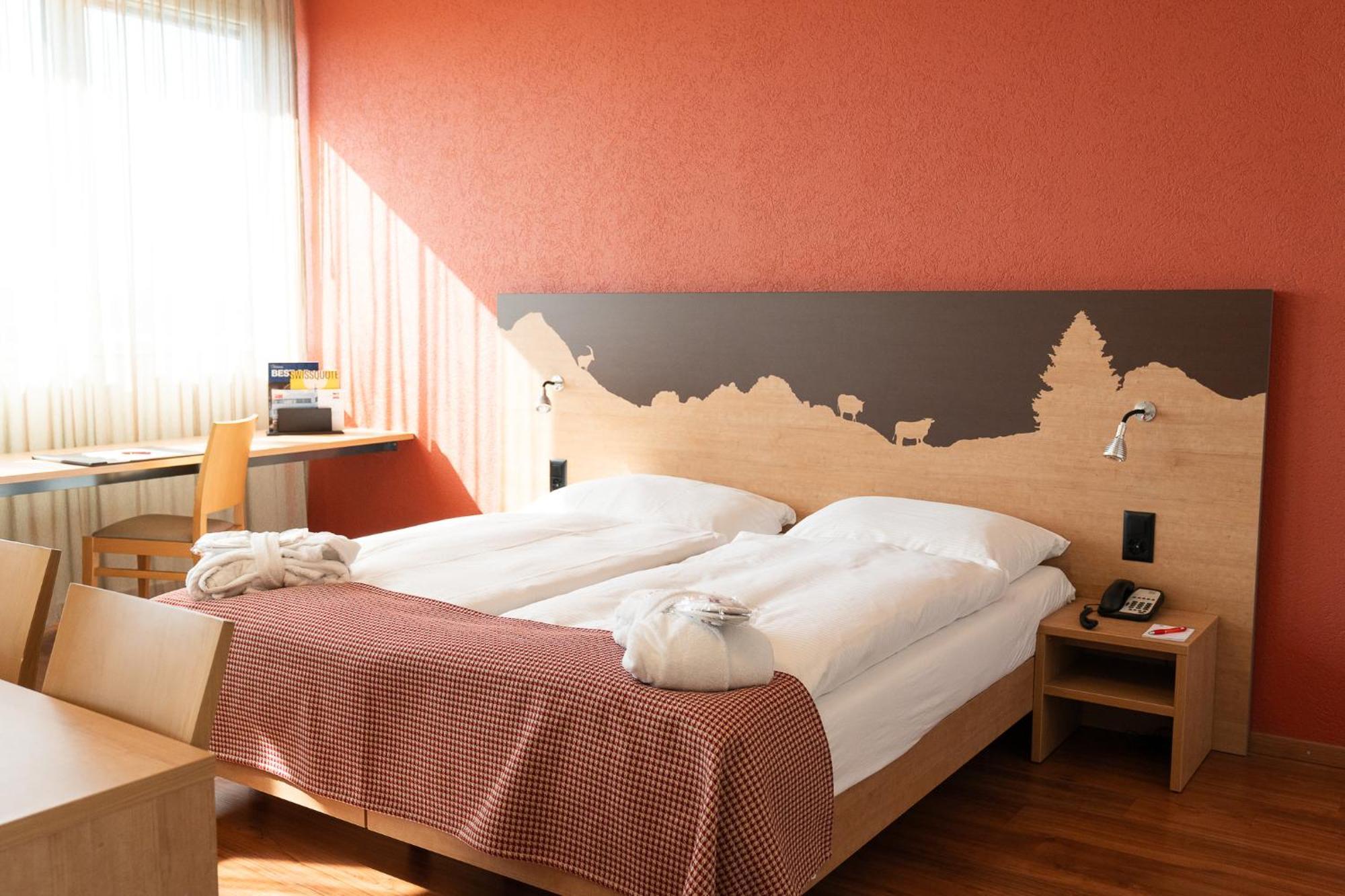 Swissever Hotel Zug Steinhausen Pokoj fotografie