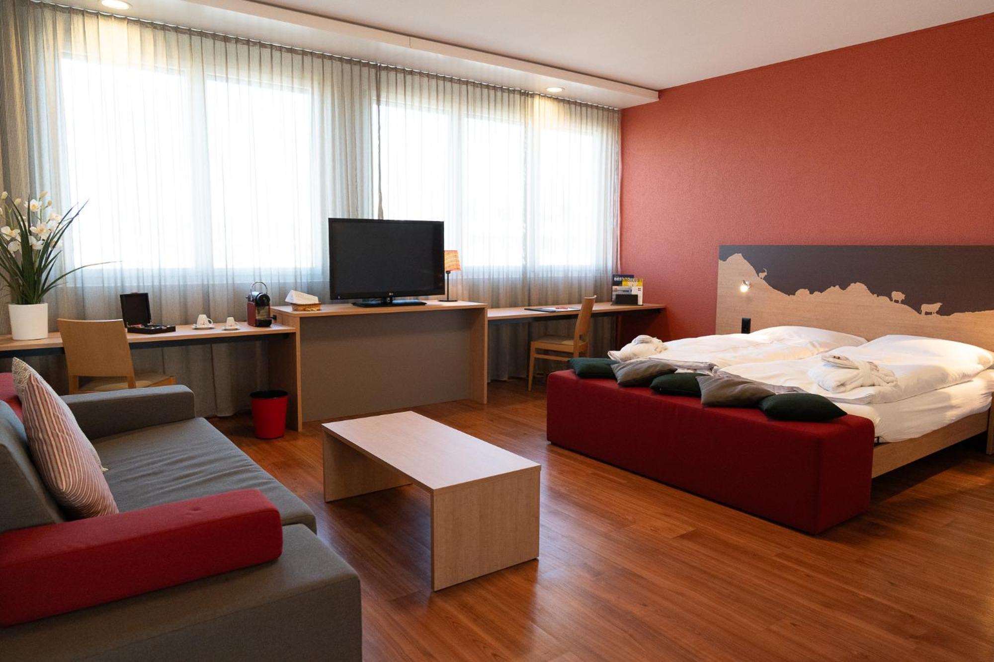 Swissever Hotel Zug Steinhausen Pokoj fotografie