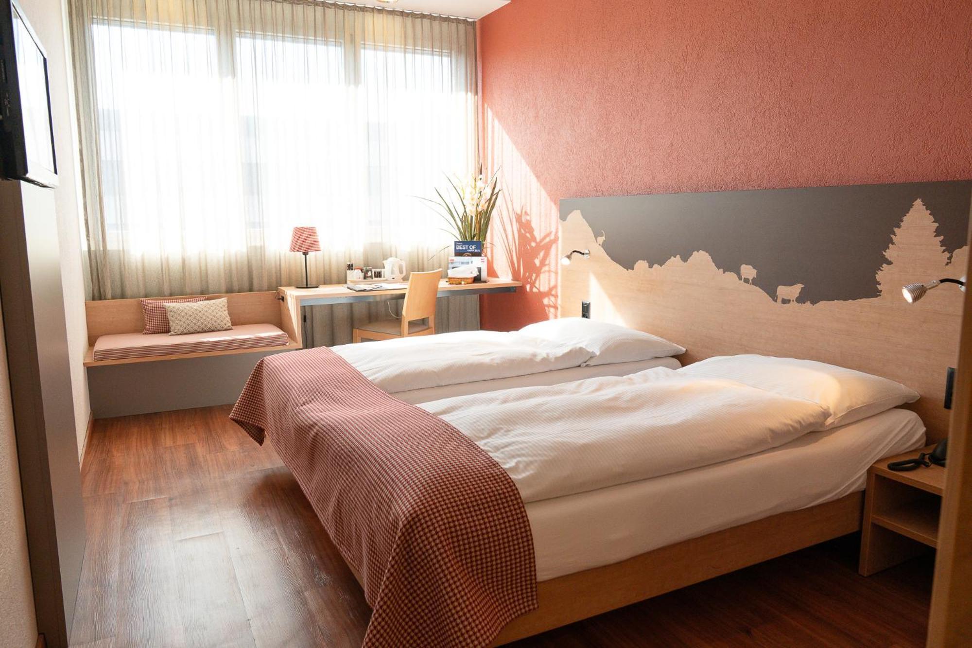 Swissever Hotel Zug Steinhausen Pokoj fotografie